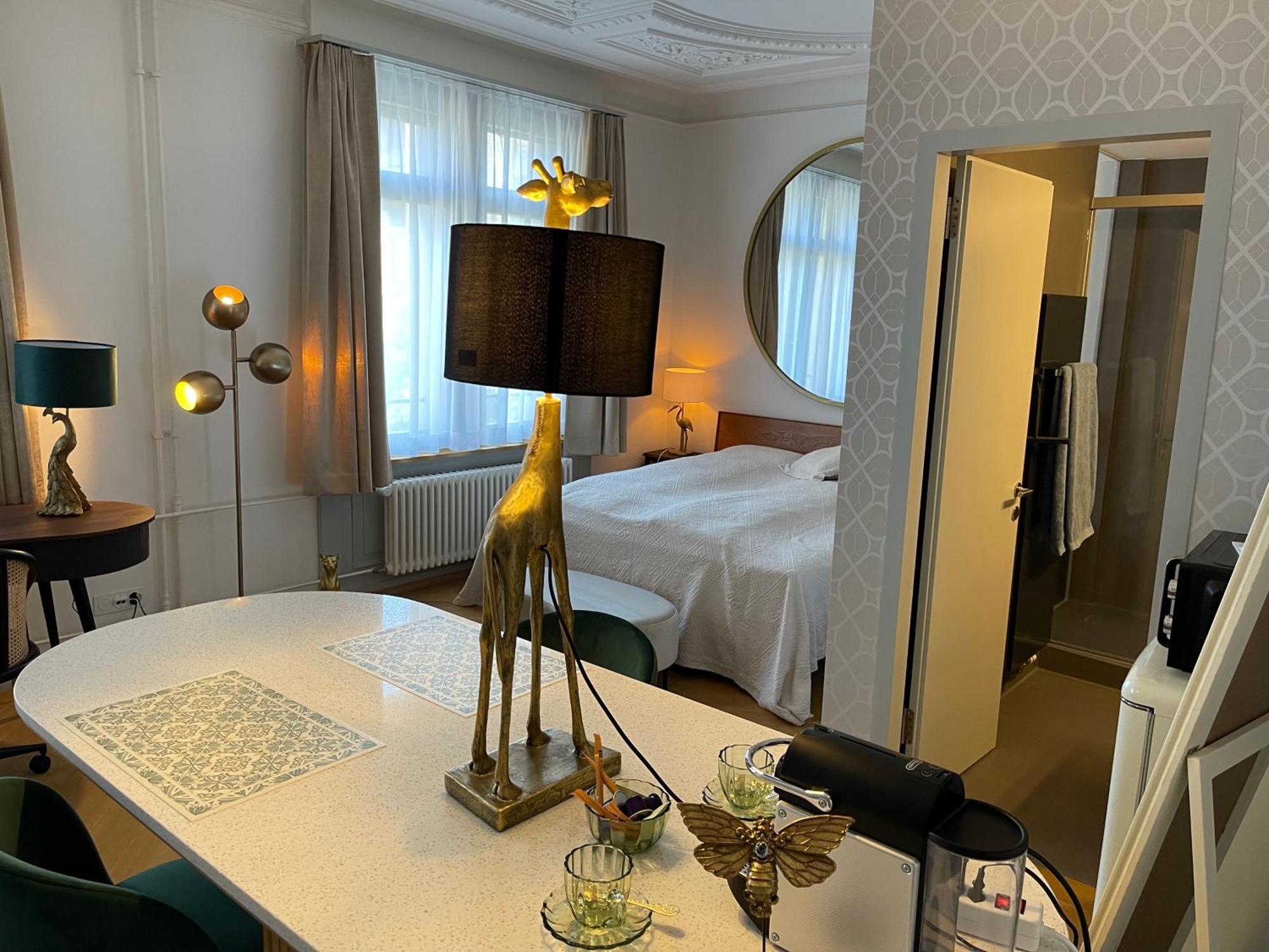 Exclusive One Room Apartment Next To Zuerich Main Station Zurique Exterior foto
